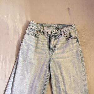 Women's Light Blue Jeans